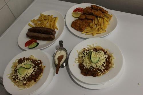Hostal Guesthouse Eko Piva