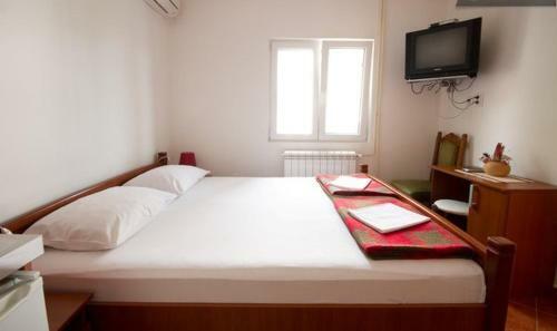 Hostal Apartments & Rooms M