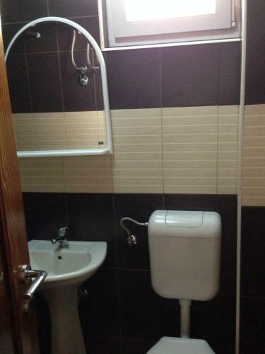 Hostal Guest House Casa Pineta