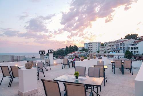 Hostal Guest House Casa Pineta