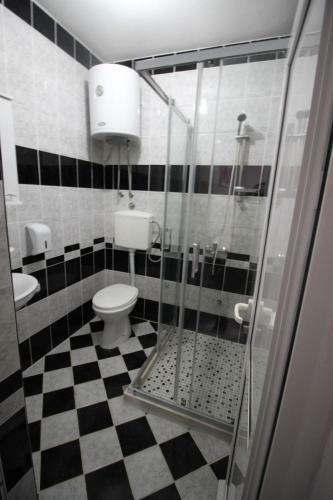 Hostal Apartments Cota Guesthouse