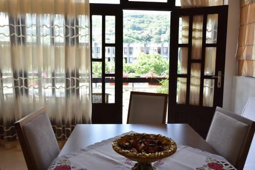 Hostal Guest House Evropa
