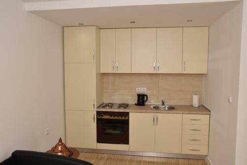 Hostal Guest House Evropa