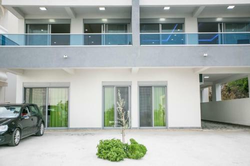 Zara Apartments