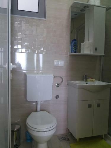 Zara Apartments