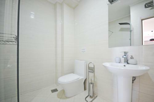 Sea Breeze Lux Apartments