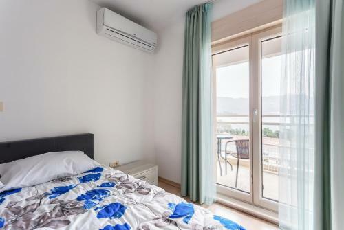 Primus Apartments Impera