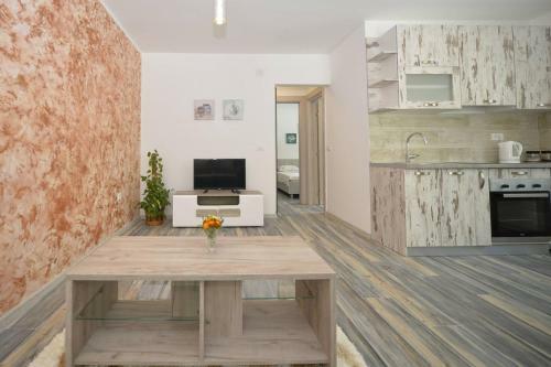 J & P Apartments Orahovac