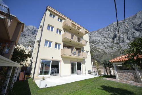 J & P Apartments Orahovac