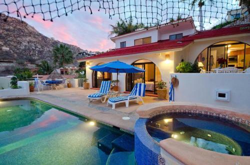 Short Walk To Downtown&beach From Villa Serrana