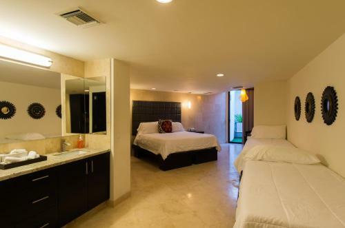 Family Vacation Villa - Fits 18, Villa Del Corazon