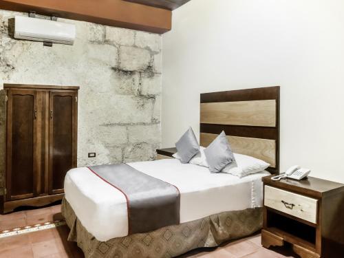 Collection O Zapata Hotel Y Plaza