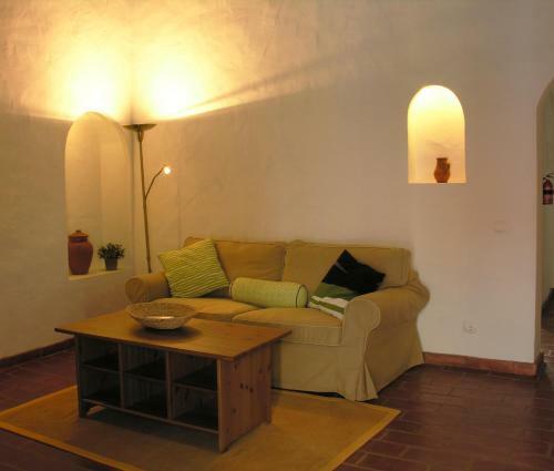 Hostal Herdade Do Freixial - Turismo Rural