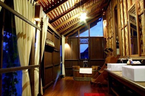 Hotel Terrapuri Heritage Village, Penarik