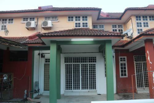 Billy's Home @ Taman Rogayah