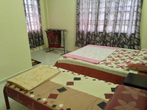 D'embun Homestay Airport Lodge