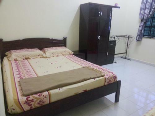 D'embun Homestay Airport Lodge