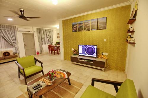 Come Inn Homestay 1380
