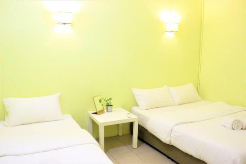 Hostal Once In Peninsula