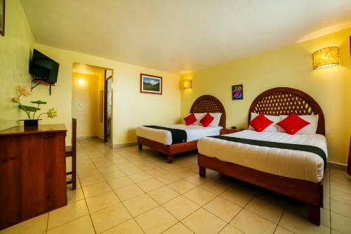 Capital O Hotel Villa Esperanza