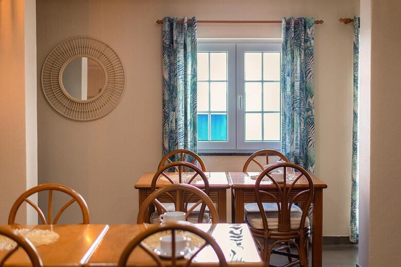 Hostal Blue Bamboo Hotel - Duna Parque Resorts & Hotels