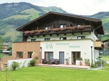 Bed & Breakfast Hotel Garni Wieshof