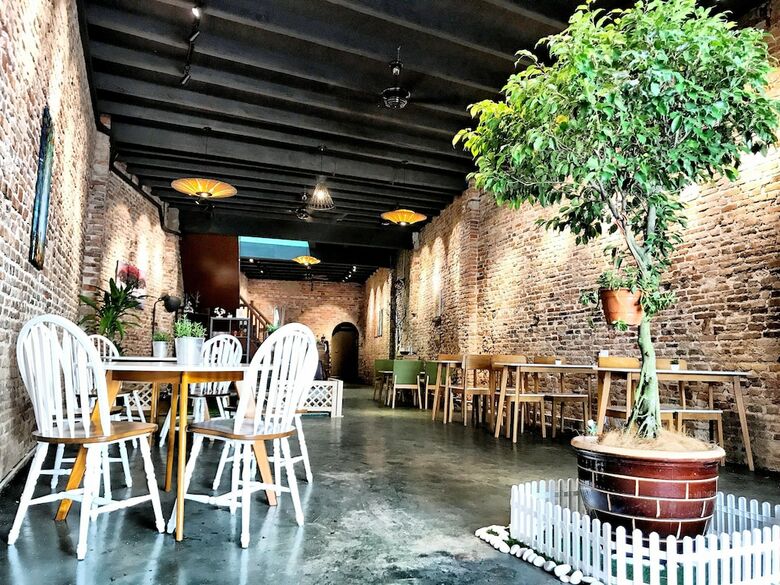 Albergue Relish The Moment