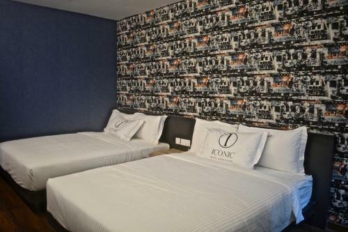 Iconic Suites & Pods Hotel