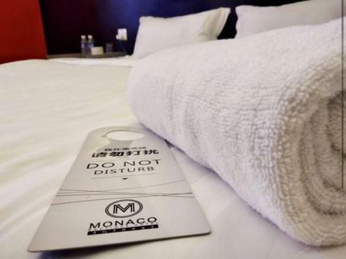 Monaco Boutique Hotel Sadong Jaya