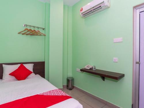 Oyo 1172 Hotel Shlyo