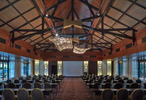 Hotel Mulu Marriott Resort