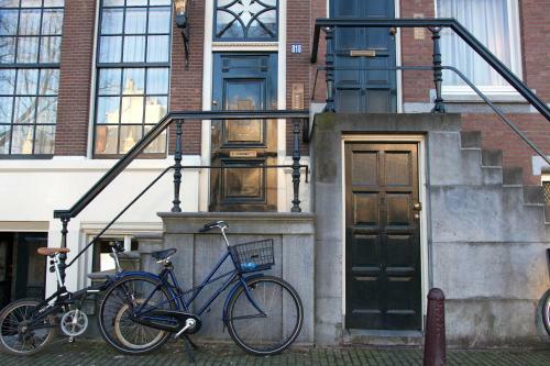 Apartamentos Amsterdam Canal Suites