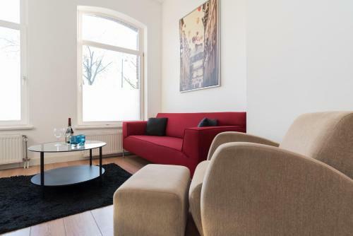 Amsterdam City Center Canal View Apartments