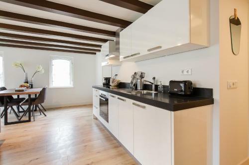 Canal Garden Apartments II By Vgw