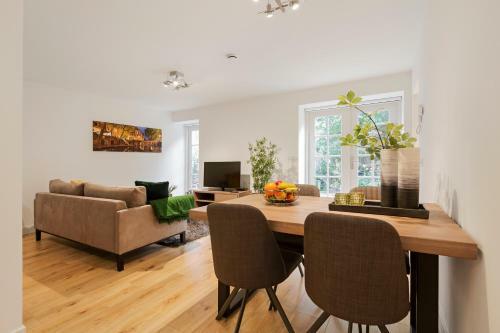 Canal Garden Apartments II By Vgw