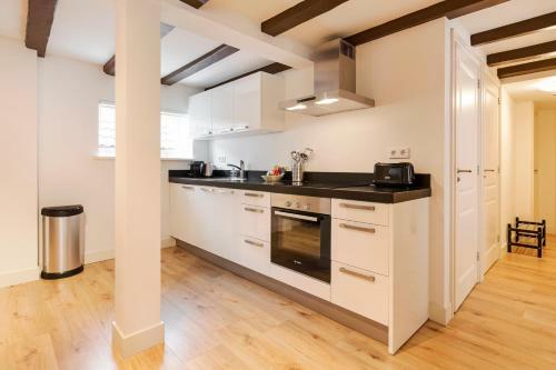Canal Garden Apartments I By Vgw