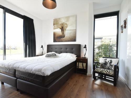 Luxury Villa In Harderwijk Near Lake