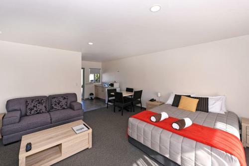 Greenwood Park Motels