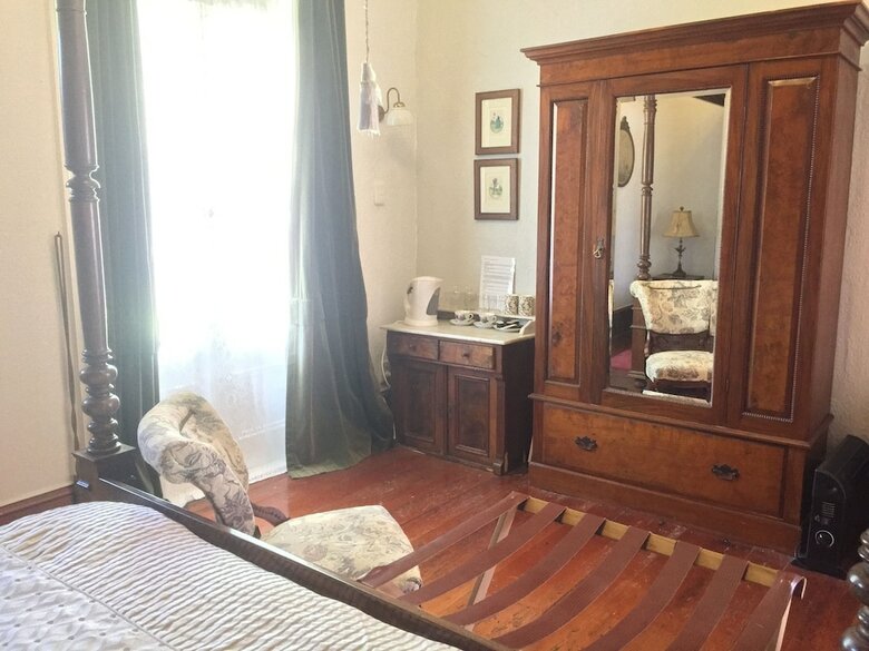 Bed & Breakfast Karamana Homestead (1872)