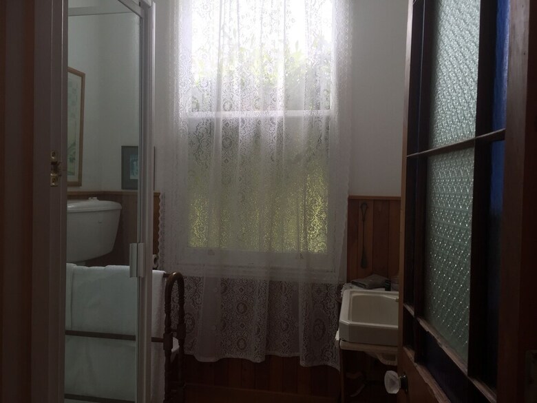 Bed & Breakfast Karamana Homestead (1872)
