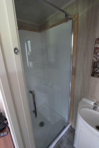 Bed & Breakfast Laharan Retreat