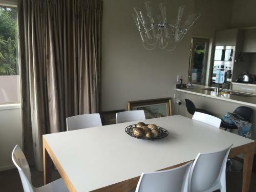 Bed & Breakfast Hahei Sea Vista (2)