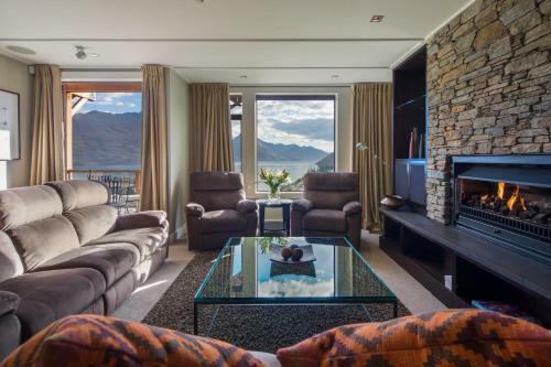 Queenstown Heights By Majordomo