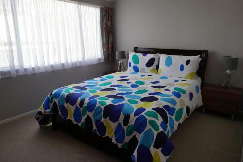 Aww Sheep-uninterrupted Magnificent View