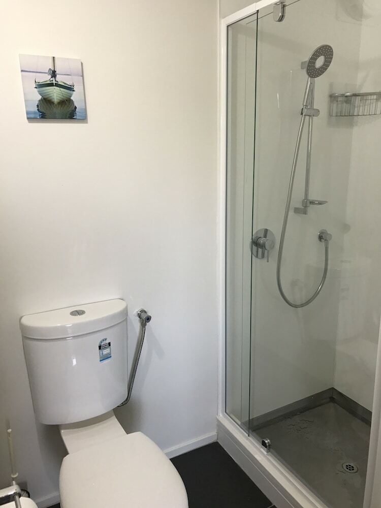 Waiheke Escape - Oneroa