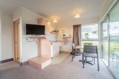 Motel Fiordland National Park Lodge