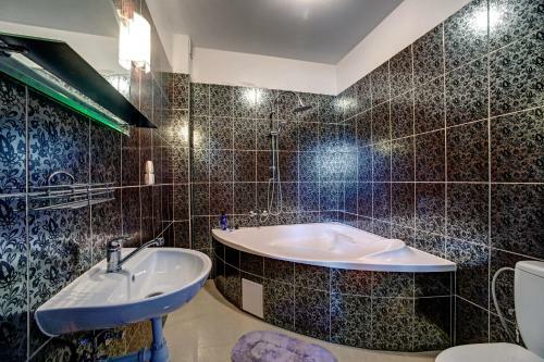 Hostal Noclegi Dw�r Szlachecki Biedacz�w