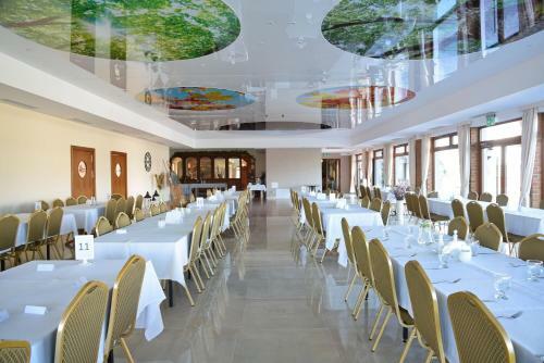 Hotel Wichrowe Wzg�rze Chmielno
