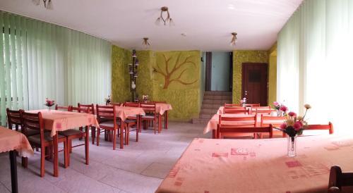 Hostal Pokoje Go?cinne Akacja