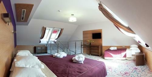 Hostal Hotel & Spa Czarny Gro?